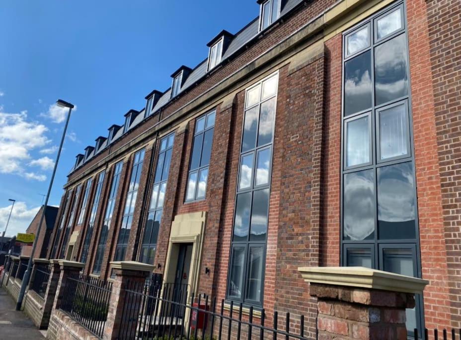 No5 At 53 - 2 Bed Apartment In Leek, Staffs Peak District Εξωτερικό φωτογραφία